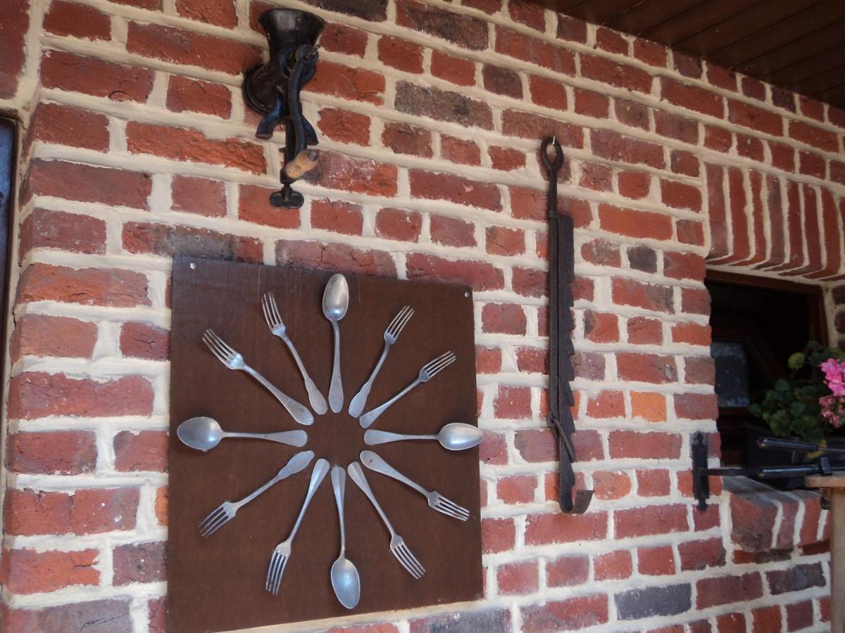 Chez Julie Bed & Breakfast Beaucamps-Ligny Екстериор снимка