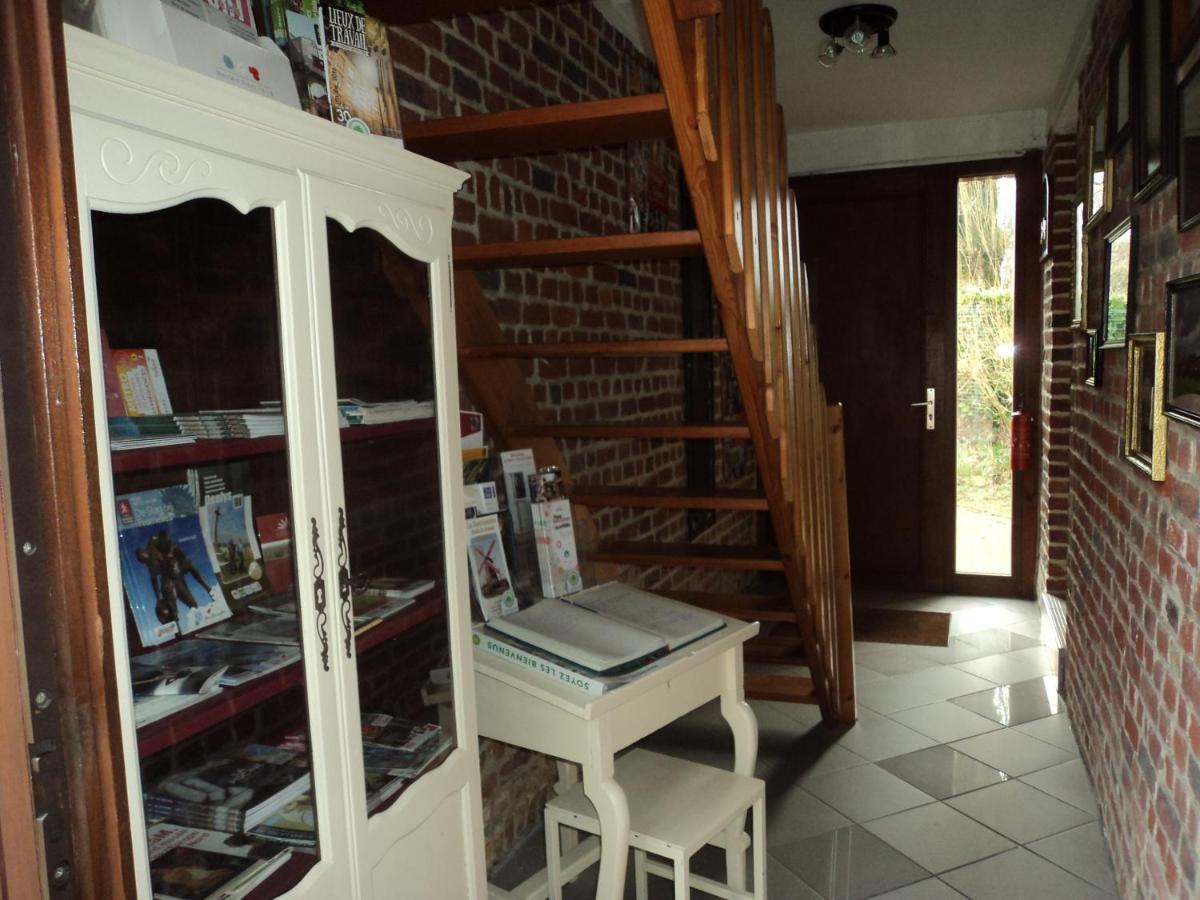 Chez Julie Bed & Breakfast Beaucamps-Ligny Екстериор снимка