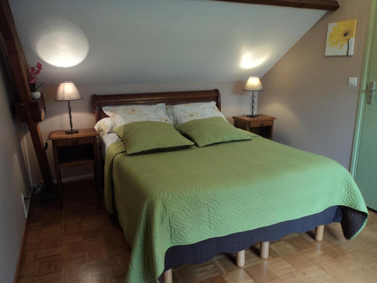 Chez Julie Bed & Breakfast Beaucamps-Ligny Екстериор снимка